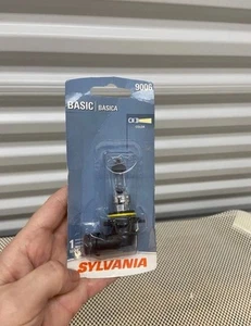 SYLVANIA 9006 Basic Halogen Headlight Bulb | OEM Standard | 12.8V 55W - Foto 1 di 3