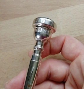 7C Vincent Bach Silver Trumpet Mouthpiece - Picture 1 of 3