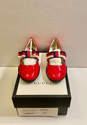 Zapatos planos de ballet Gucci de charol talla 34 para niña  Foto 1 de 4
