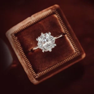 18k White Gold Women Engagement Ring 1.40 Ct IGI Lab Grown Marquise Cut Diamond - Picture 1 of 10
