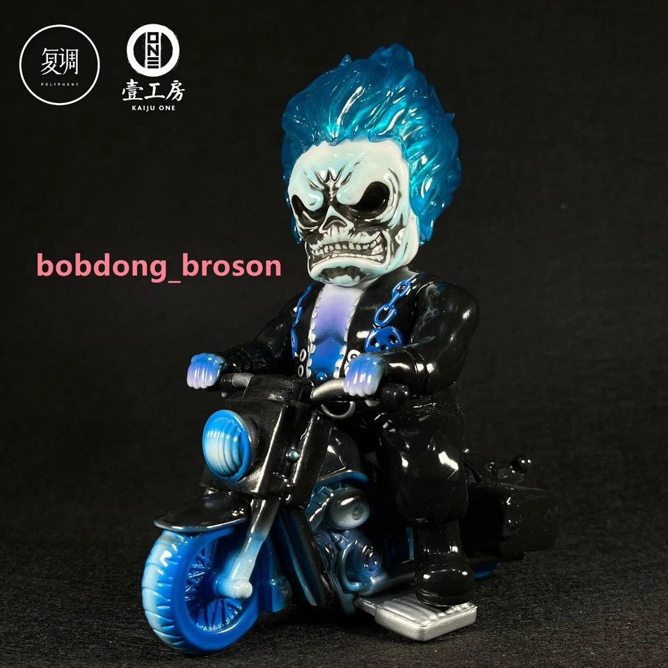 Figuras Sofubi Kaiju one Ghost Rider vinilo H16CM azul edición limitada Foto 1 de 4