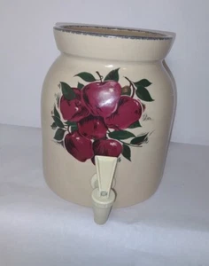 Home & Garden Party Apple Drink Pottery 2005 Beverage Dispenser Water Crock - Picture 1 of 12