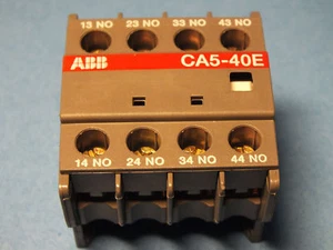 ABB  CA5-40E Auxiliary contact block - Picture 1 of 3