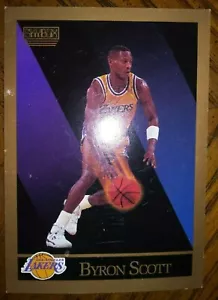 1990 SkyBox Card #140 Byron Scott LAKERS - Picture 1 of 2