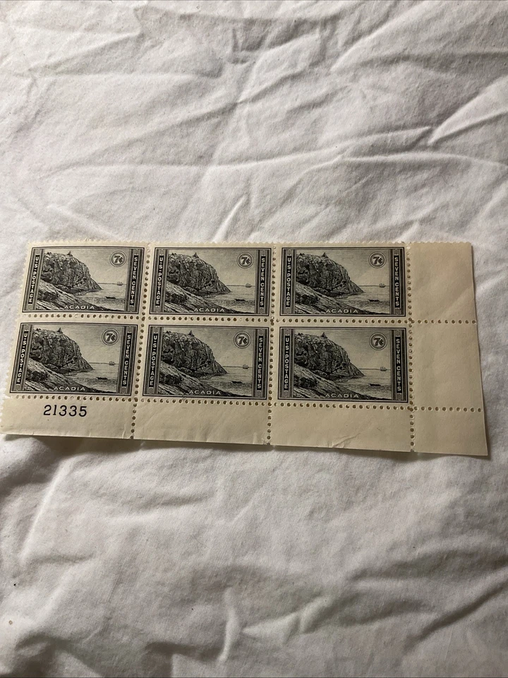 US-(-1934-)Scott # 746-National Parks-7c. Plate Block of 6-MNH #11 - Image 1 of 4