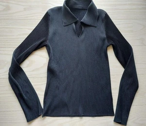 Issey Miyake schwarzes Plisseehemd leicht zu tragen mit Mängeln Kragen Langarm - Bild 1 von 6