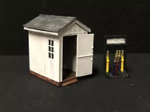 Porthmadog signal mans Hut with levers and glazing - OO9/OO/HO - Picture 1 of 14