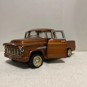 1955 Diecast Chevrolet Cameo 1/24 Orange Saico - Picture 1 of 11