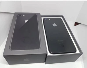 New Boxed Apple iPhone 8 - 64GB - BLACK Colour - UNLOCKED -Pristine + BOXED - Afbeelding 1 van 6