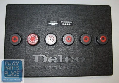 Cubierta superior de batería de poste lateral GM Cars Delco R-79/R79 1969-70 Foto 1 de 2