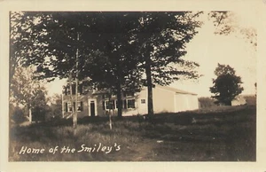 Home Of The Smiley Family Somewhere In Maine 1920s RPPC Postcard - Picture 1 of 2