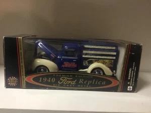 Golden Wheel 1940 Ford Replica Die-Cast Pepsi Delivery Truck 1:18 In Box - Picture 1 of 3