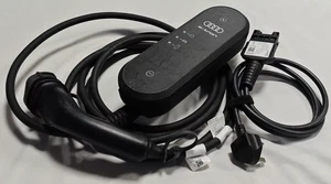 GENUINE AUDI E-TRON CHARGING CABLE CHARGER 3 PIN HOME UP TO A3 A7 A8 Q5 Q7 A6 Q8 - Picture 1 of 7