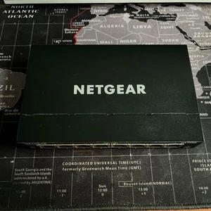 Netgear GS308E Commutateur 8 ports Lan Gigabit Ethernet Smart Managed Plus + alimentation - Photo 1/4