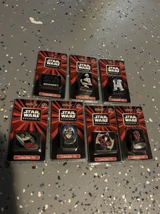 Star Wars Applause NEU 7 Pin Lot Episode I Anakin Droide Amidala Darth Maul R2-D2 - Bild 1 von 4