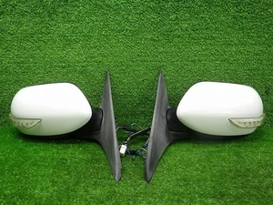 Subaru Impreza WRX GRB LIBERAL Power Folding Door Mirror Turn Signal GVF GVB - Picture 1 of 10