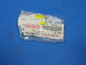 Brida de tuerca Yamaha 3GM de lote antiguo # 95701-05500-00 XS1100 Y54 - Imagen 1 de 1