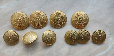 Buttons bronze vintage coat of arms - Image 1 of 3