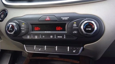 Temperature Control Front With Navigation Fits 16 SORENTO 1585313 - Image 1 of 4