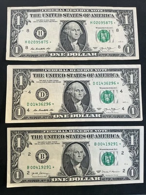 3 $1 One Dollar Bill Star Note 2013 & 2017 Serial number (1)Off Center - Image 1 of 4