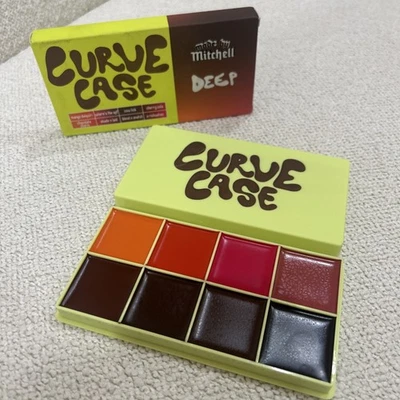 Made by Mitchell Curve Case Shade Deep  Face Eyes Palette Blusher Bronzer - Image 1 of 2