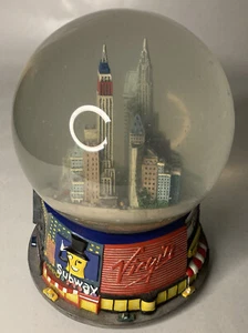 Vintage New York Times Square Broadway zeigt musikalische Schneekugel - muss repariert werden - Bild 1 von 5
