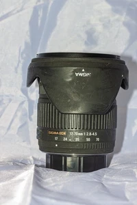 Sigma 17-70mm Zoom Landschaften Macro SLD Aspherical DC F2.8-4.5 für PK Pentax K - Bild 1 von 3