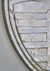 2001P Kentucky State Quarter Pre Cud Die Break Retained Cud + Mint Error Coin - Picture 1 of 4