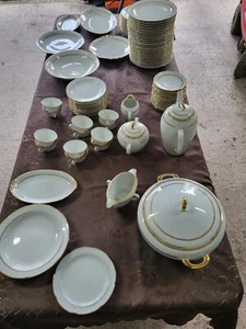 Weißen Porzellan aus Vierzon Frankreich Geschirr 70er Jahre porcelaine 79 Teile - Bild 1 von 10