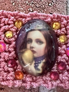 Hand Knits 2 Love Bracelet Girl Apple Crown Glass Cabochon Bead Gift Christmas - Picture 1 of 5