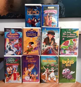 Disney Mixed Lot 10 VHS Movies Clamshell,Aladdin,Little Nemo,A Bugs Life - Picture 1 of 2