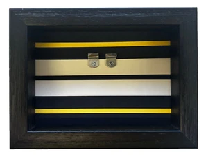 RASC Miniaturen Medaille für 3 - 8 Medaillen Etui. Schwarzer Rahmen - Bild 1 von 3
