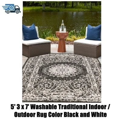 "5' 3 x 7' Washable Traditional Indoor / Outdoor Rug Color Black and White " - Изображение 1 из 4