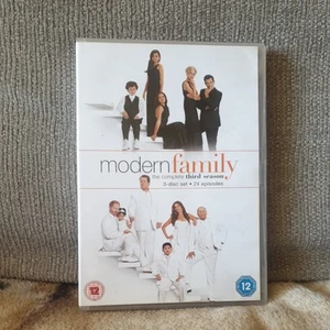 Modern Family - Series 3 - Complete (DVD, 2012) - Foto 1 di 1