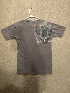 Monarchy Grafik T-Shirt Herren Medium braun geflügeltes Wappen Krone Kreuz USA  - Bild 1 von 6
