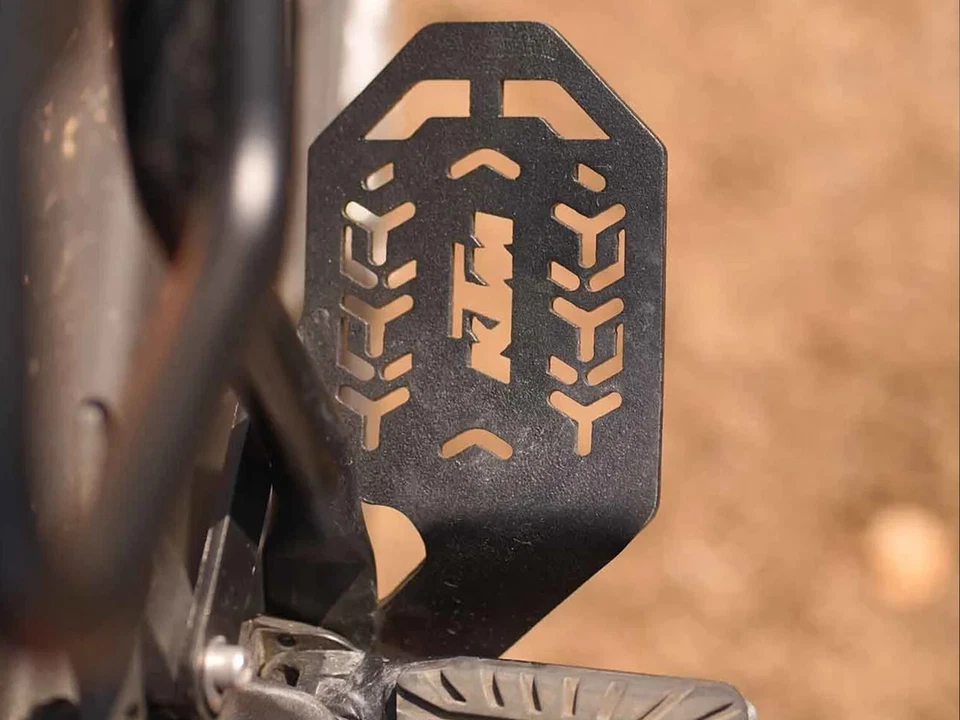 PILLION FOOTREST FOOTPEGS PAIR BLACK Fit For KTM Duke 250 390 GEN-3 Foto 1 de 1