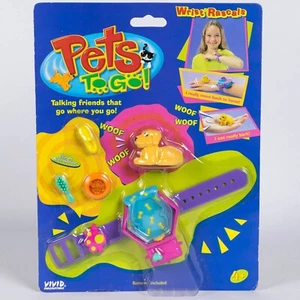 Unopened 1998 Vivid Imaginations Pets to Go Wrist Rascal Golden Dog - Picture 1 of 2