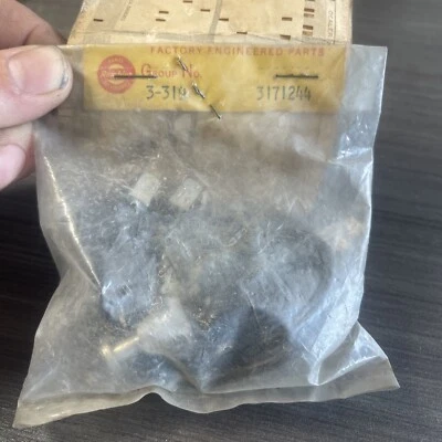 "NOS" 1963 1964 1965 AMERICAN CLASSIC EMBAJADOR 63 64 65 NOS LUZ DE RESPALDO SW Foto 1 de 3