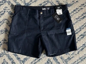 Lee Womens’ Midrise Fresno Denim Bermuda Shorts Size 18M NWT - Picture 1 of 3