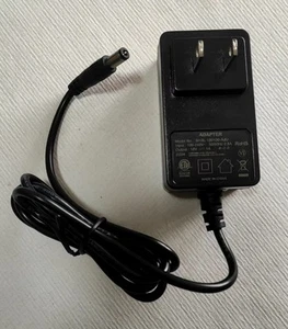 BI18L-180100-AdU 18V 1A 5.5*2.1 Charger Transformer - Afbeelding 1 van 2