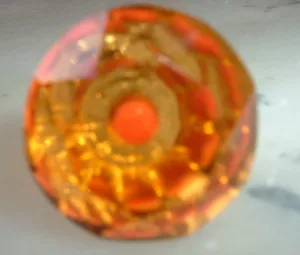 tiny amber cut glass drawer & cupboard pulls knobs  22 mm - Picture 1 of 2