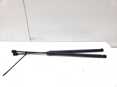 MERCEDES-BENZ C CLASS W204 2015 PAIR OF FRONT BONNET GAS LIFTING STRUTS - Image 1 of 4