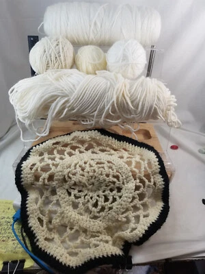 LOT 5 skeins  White Yarn 1 Pound Cream and Black knit Project GREAT - Image 1 of 4