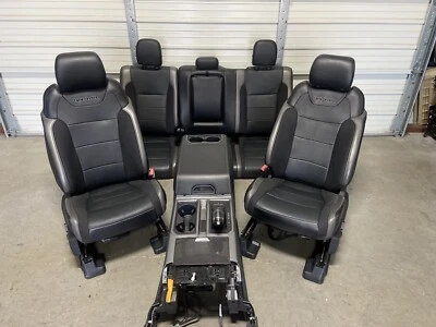 КОНСОЛЬ ПЕРЕДНИХ И ЗАДНИХ СИДЕНИЙ 2017-2024 FORD RAPTOR EDITION F150 F250 F350 F450 - Изображение 1 из 4