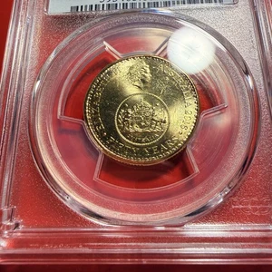 Moneda de cambio de $1 Australia 2016 graduación profesional MS66 franqueo gratuito - Imagen 1 de 3
