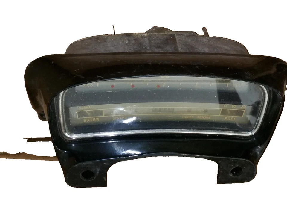 Instrument speedometer  Fiat 1100 D 90 MPH fuel gauge dashboard Veglia Borlett - Image 1 of 4