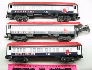 Lionel ~ 3 Boston Red Sox Passenger cars ~ Major League Baseball - Picture 1 of 3