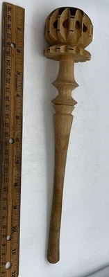 Molinillo Agitador de Madera Molinillo Mexicano Hecho a Mano Chocolate Caliente Espumador 12” Foto 1 de 4