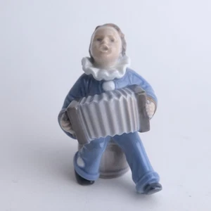 Royal Copenhagen Porcelain c1958 Boy with Accordian Figurine 3667 EXCELLENT - Picture 1 of 8