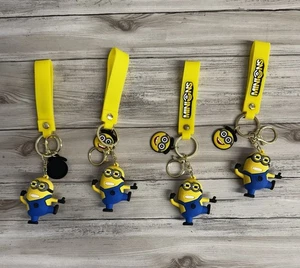 Minions Despicable Me Llavero Goma Muñequera Novedad 3D Accesorio Nuevo - Imagen 1 de 4